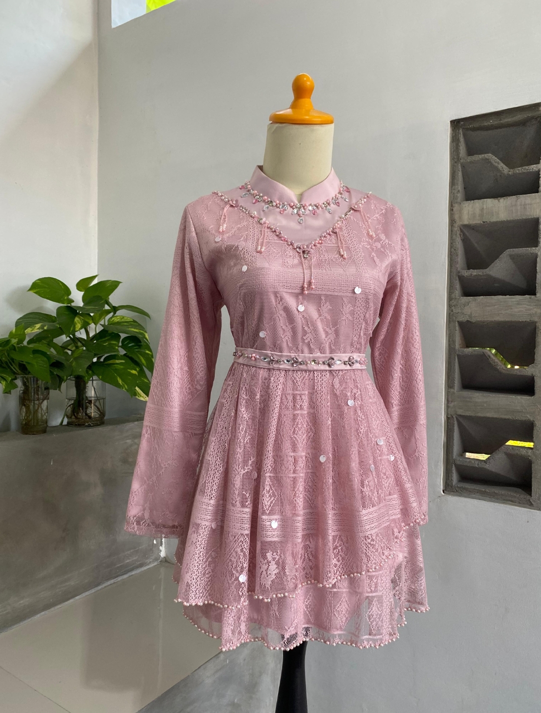 Sewa Kebaya -  Kebaya Modern