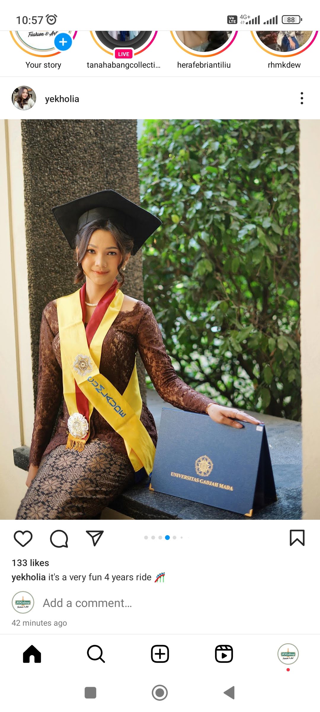 kebaya broklat