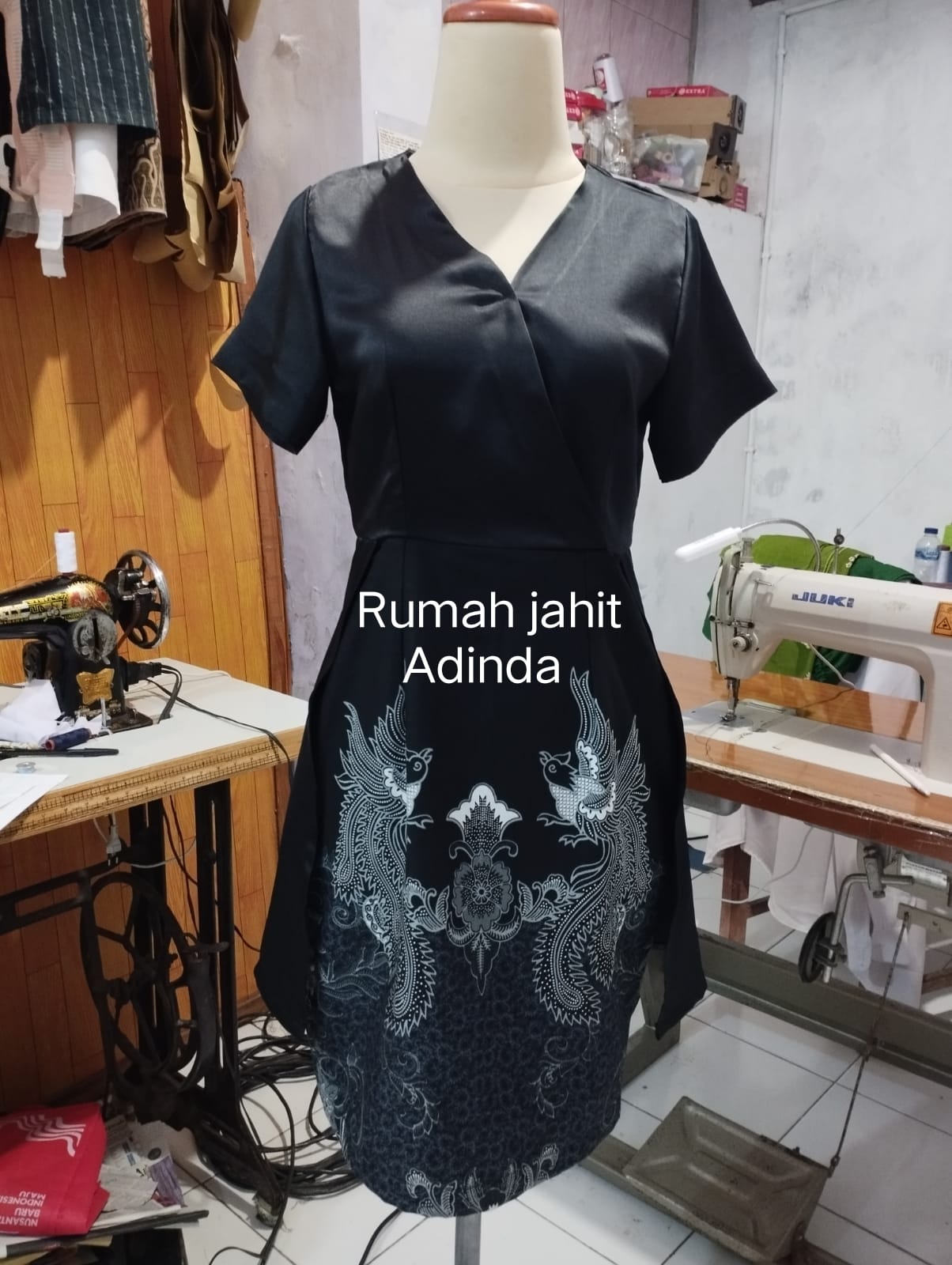 Jasa jahit baju wanita