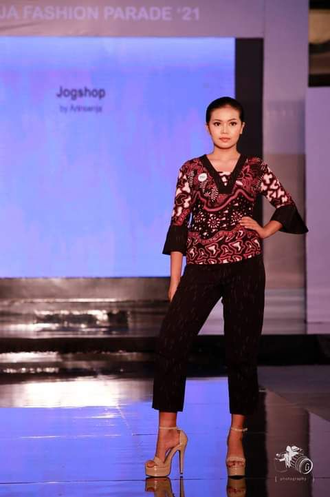 Atasan batik